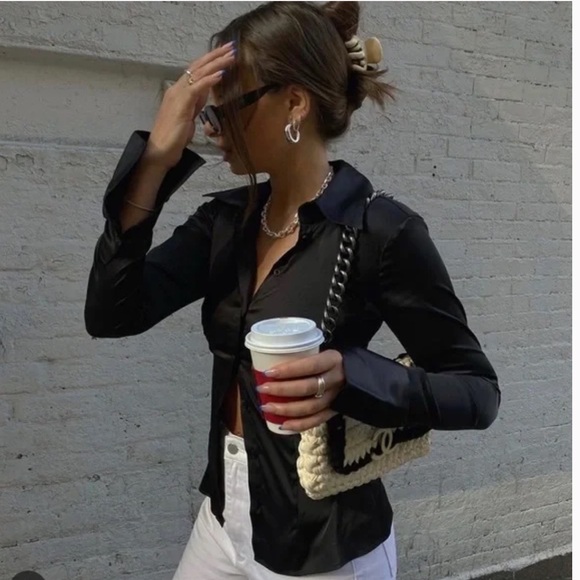 Weworewhat Danielle Bernstein Traditional Chameuse Button Down - Picture 3 of 4